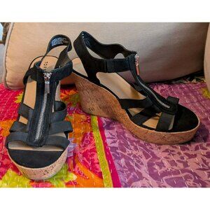New Torrid Zip Wedge Stretch Front Faux Suede Black Size 11.5 WW